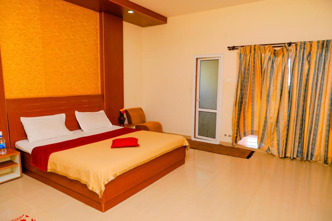 Hotel Jk Grand Yercaud Exterior foto